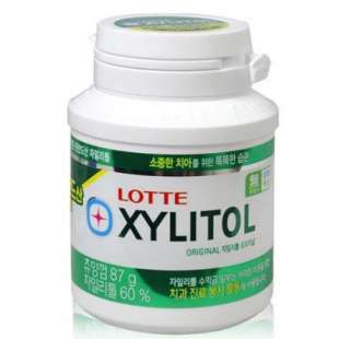Жевательные резинка с ксилитолом  Зайллитол ком Xylitol Gum 87g  Lotte