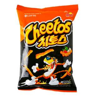 Снеки кукурузные Читос острые (Читос Мекомханмат) Cheetos Hot Snack 82g Lotte