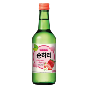 Соджу - традиционный корейский алкогольный напиток Клубника Strawberry 12% Chum Churum (Lotte) Soju
